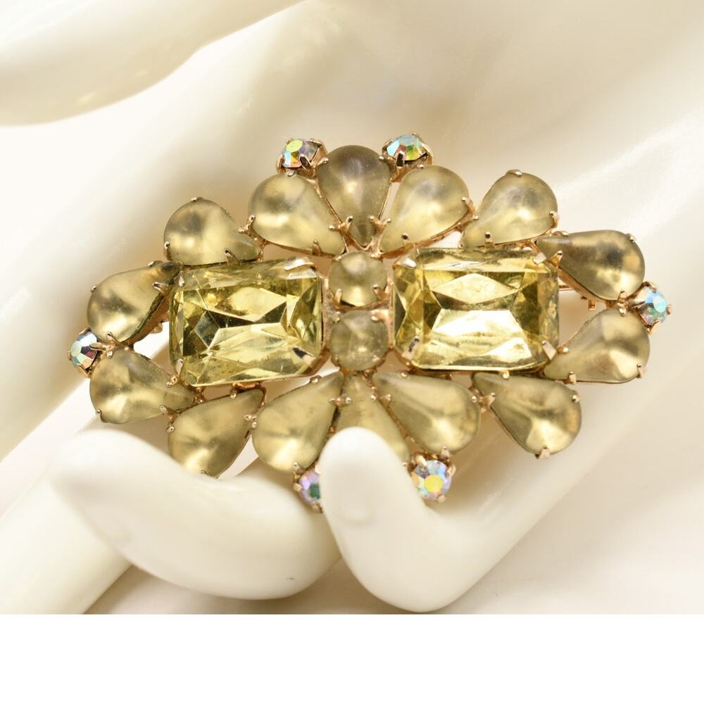 Vintage Yellow Glass Aurora Borealis Rhinestone Brooch Gold Tone 1960s
